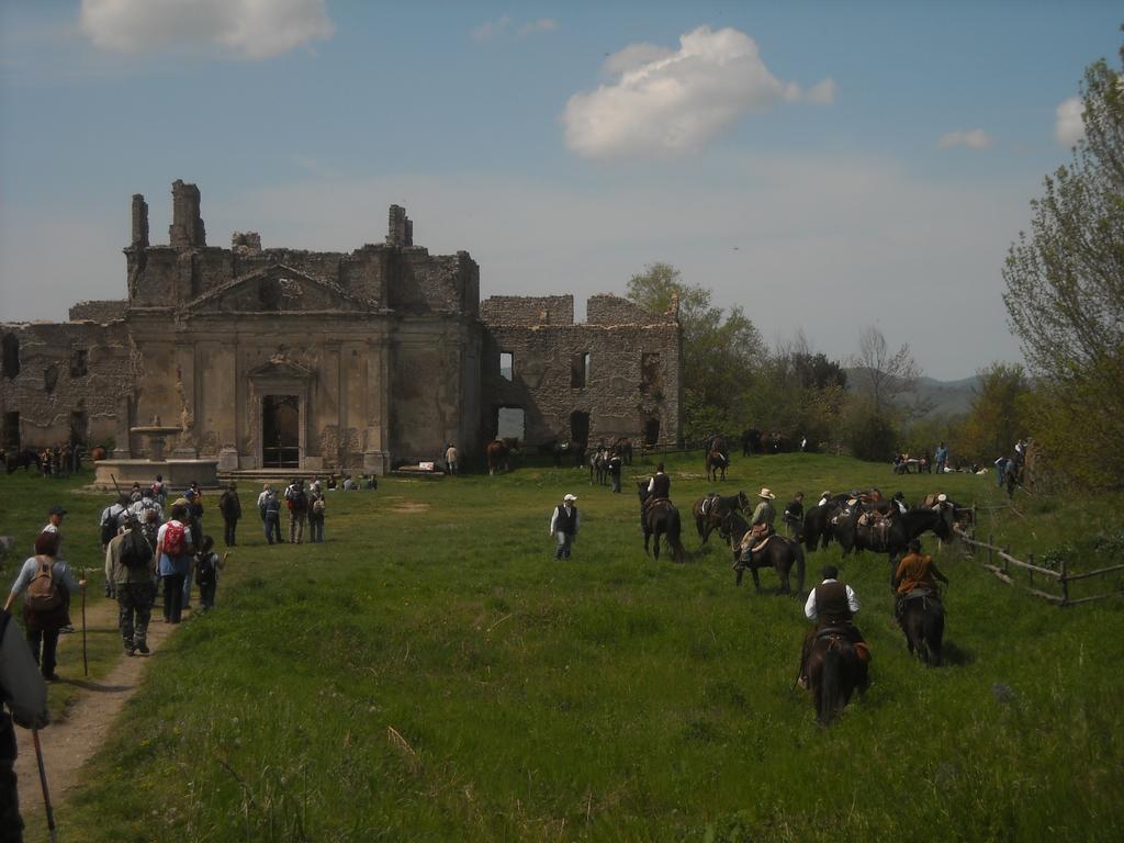Relax In Piazzetta Casa E Appartamento Per Vacanze Trevignano Romano Zewnętrze zdjęcie