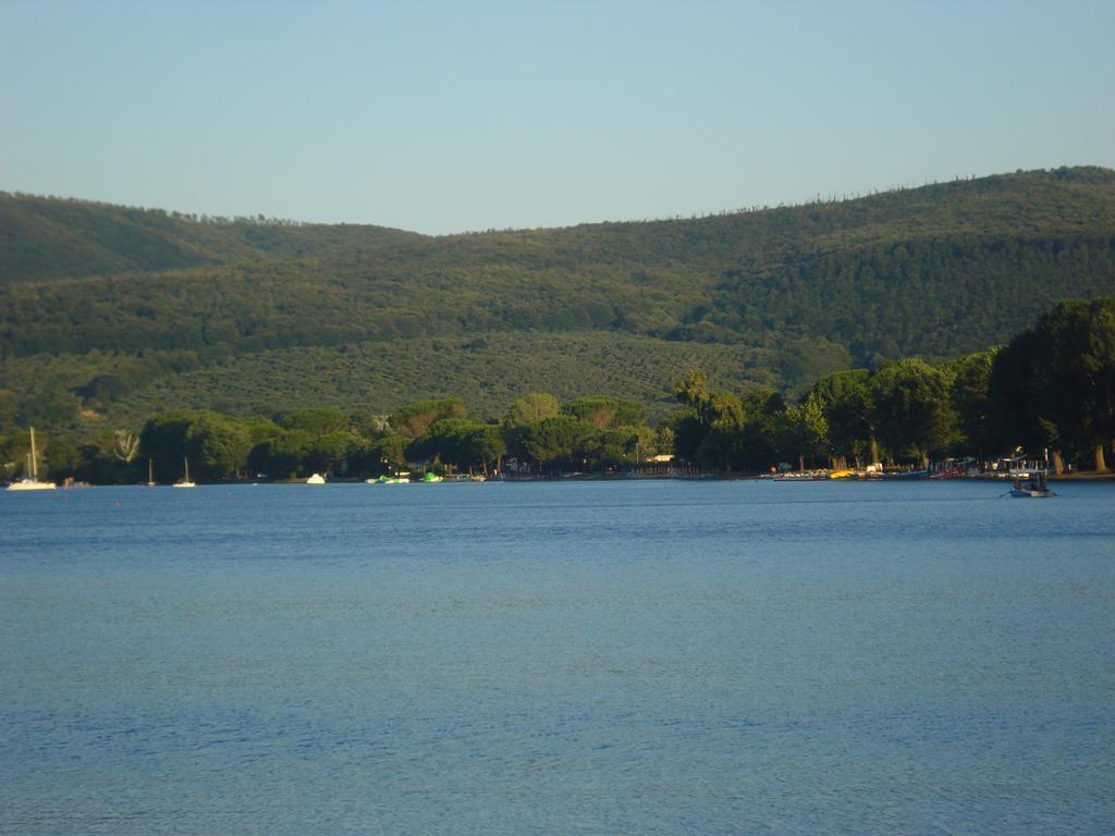 Relax In Piazzetta Casa E Appartamento Per Vacanze Trevignano Romano Zewnętrze zdjęcie