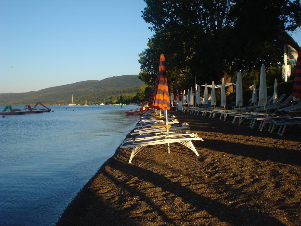 Relax In Piazzetta Casa E Appartamento Per Vacanze Trevignano Romano Zewnętrze zdjęcie
